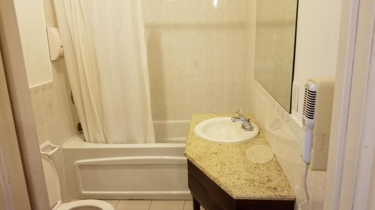 Guest House Villa Mishkan Runaway Bay Dış mekan fotoğraf